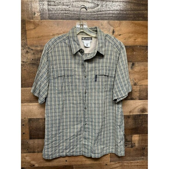 Columbia Men's Short Sleeve Button Up Size Medium‎ - Picture 1 of 4